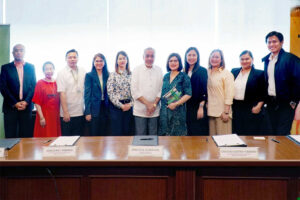 Executives of the Palawan Group of Companies and Philippine Veterans Bank during their MOA signing.
