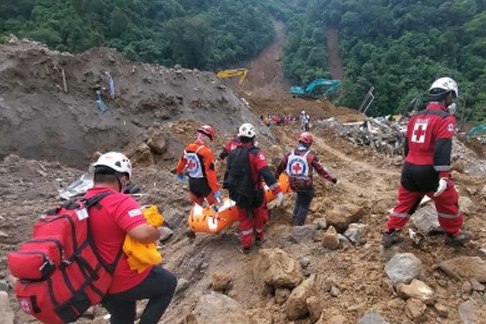 Davao Oro landslide death toll now at 90, retrieval starts