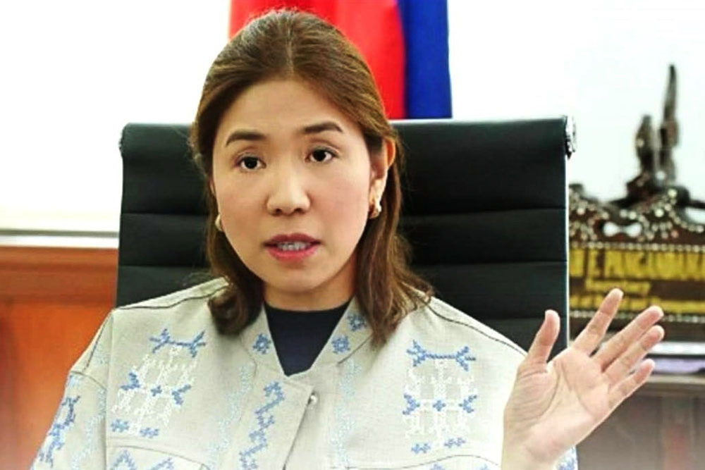 The state’s budget agency on Sunday, April 21, warned the public against persons posing as its personnel out to extort money. This, after eight persons were arrested three weeks ago by National Bureau of Investigation (NBI) operatives in Mandaluyong City in an entrapment operation.