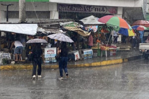 State weather bureau PAGASA has declared the start of the wet season following significant rainfall the past few days over the western sections of Luzon and Visayas, frequent thunderstorms and Typhoon Aghon. (PNA photo by Joan Bondoc)