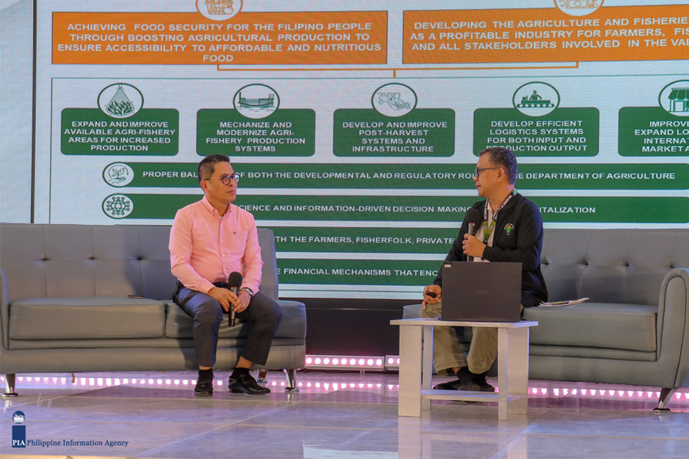 Department of Agriculture-10 Regional Executive Director Jose Apollo Pacamalan highlighted during the Kapihan sa Bagong Pilipinas on Tuesday, June 18, that the Department has facilitated bilateral dialogues that connected corn farmers directly with feed millers, aiming to stabilize prices and ensure a steady market for local corn produce. (Photo: DCC/PIA-10)